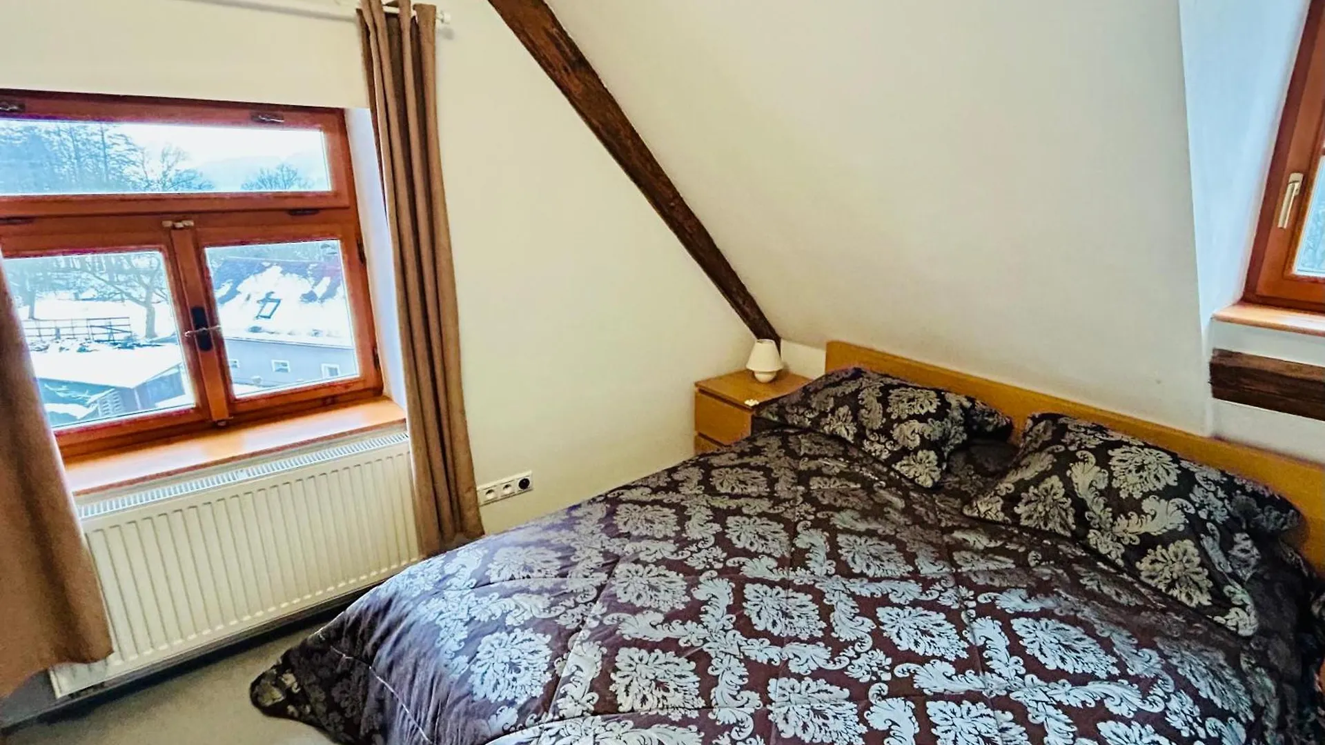 Hotel Dvur Stran & Wellness Karlowe Wary