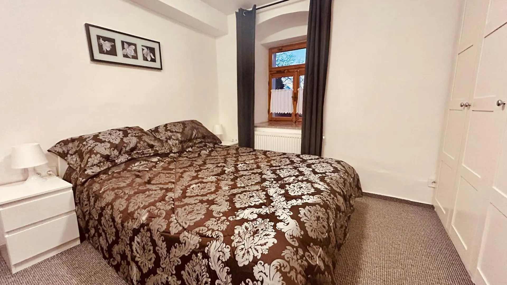Hotel Dvur Stran & Wellness Karlowe Wary